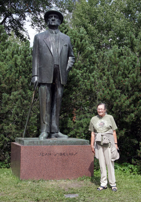 statue of jean sibelius