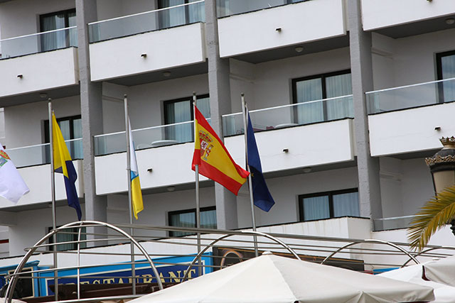 spanish flag on pole